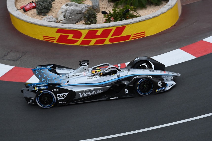 Stoffel Vandoorne Wins Round 6 of Formula E, Mercedes\-EQ Fans Celebrate