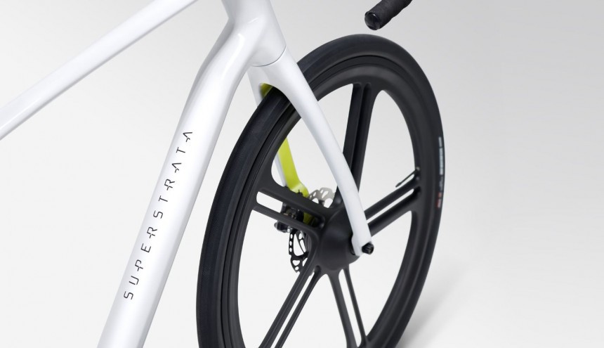 Meet the world's only 3D\-printed, carbon fiber, unibody bike, the Superstrata