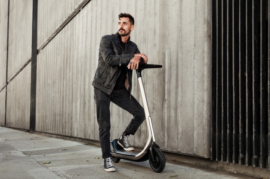The Scotsman electric scooter is 3D\-printed with carbon fiber thermoplastic composite