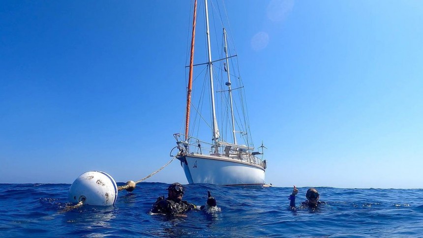 SV Delos, the 53\-foot sloop rig ketch that has been traveling the world for 13\+ years