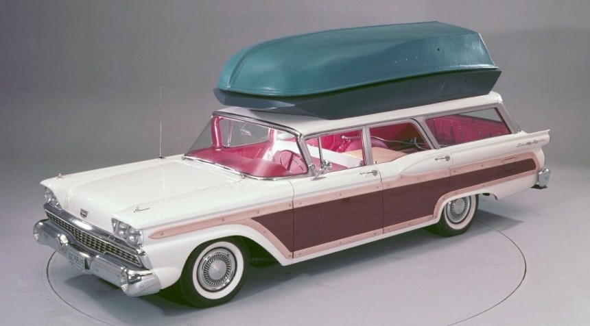 The 1959 Ford Country Squire Camper was a one\-off concept that packed everything for a family outing, including a rowing boat