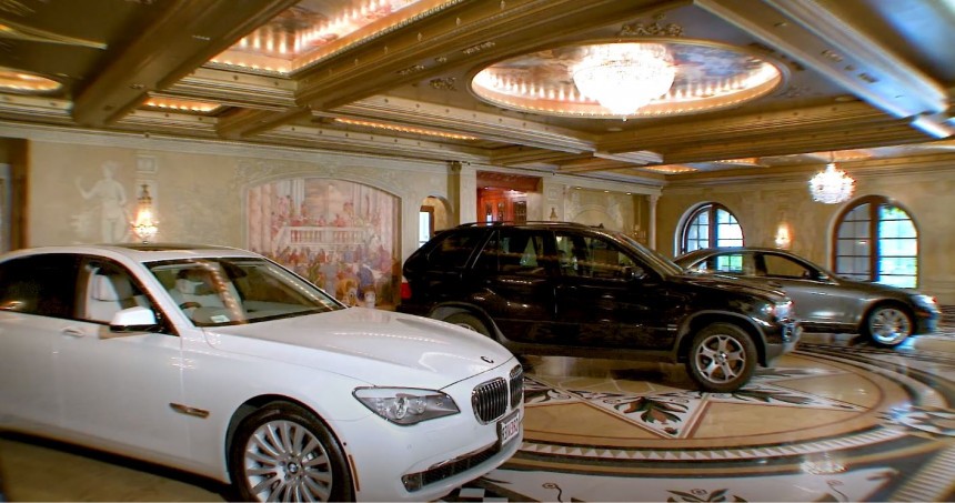 The ballroom garage of the Villa Rosa Rugosa in California is estimated at \$2 million