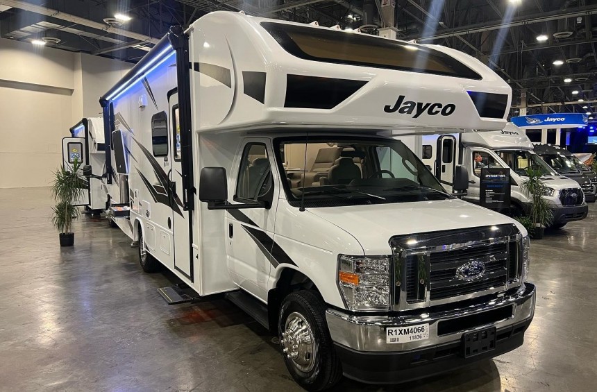 2024 Redhawk SE Is Jayco's Most Affordable Class C Motorhome: Ready for ...