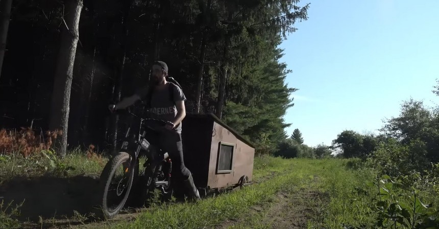 The Bike Cabin is a lightweight DIY trailer you can tow by e\-bike, even off\-road