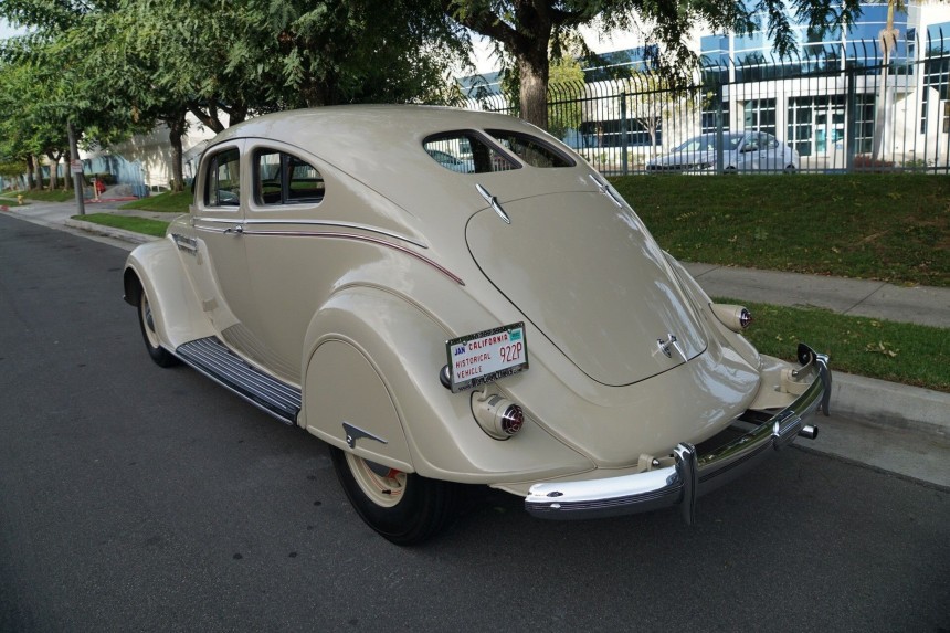 1936 Chrysler Airflow Coupe