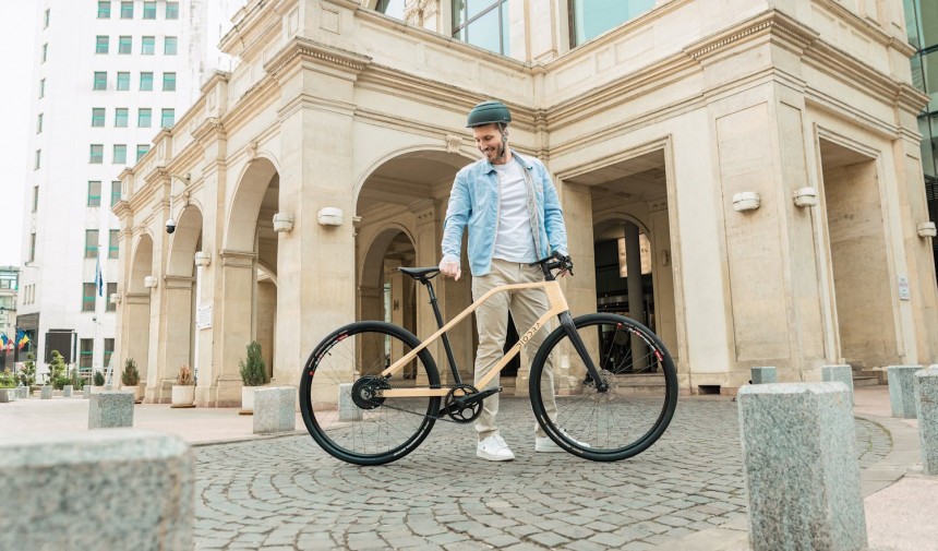 The Diodra S3 is the world's lightest e\-bike thanks to its bamboo frame and battery\-integrating in\-wheel hub
