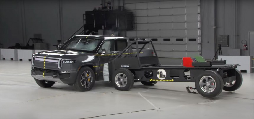 Rivian R1T in the Updated Side Impact Test