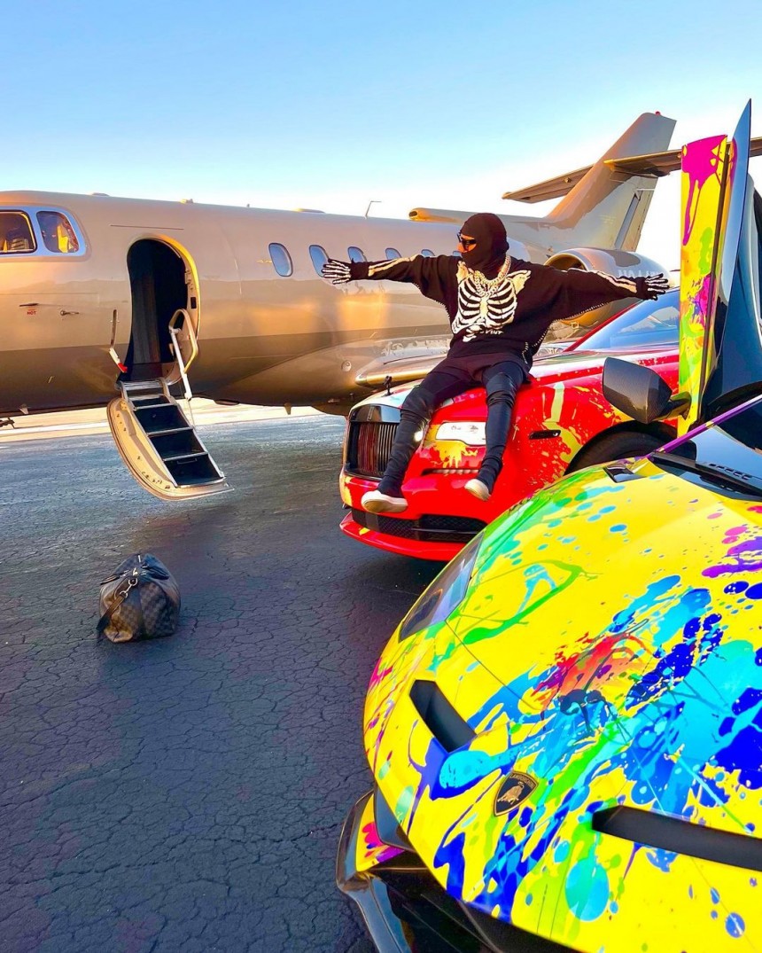Tekashi 6ix9ine loves colorful cars, now has two less after the IRS seized them