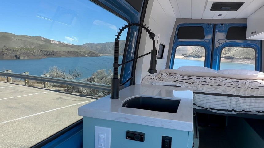 The "Mini Bungalow" Is a Deluxe Tiny Home on Wheels Fit for Off\-Grid Adventures