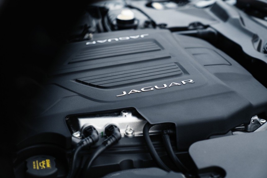 Jaguar AJ\-V8