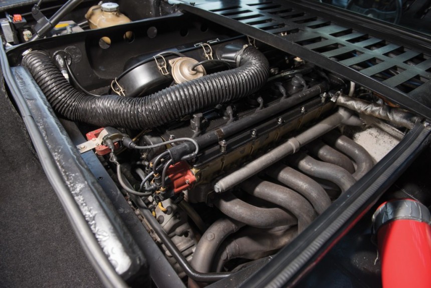 BMW M1 engine