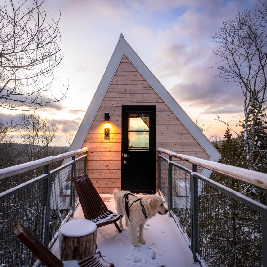 The Uhu is an A\-frame cabin that takes glamping to new heights