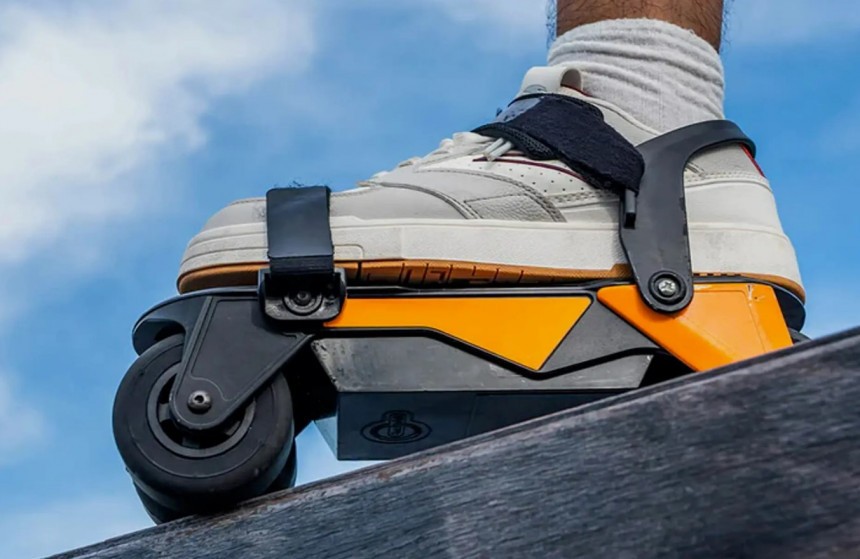 The RollWalk eRW3 e\-skates claim to be the most fun and efficient solution for urban mobility