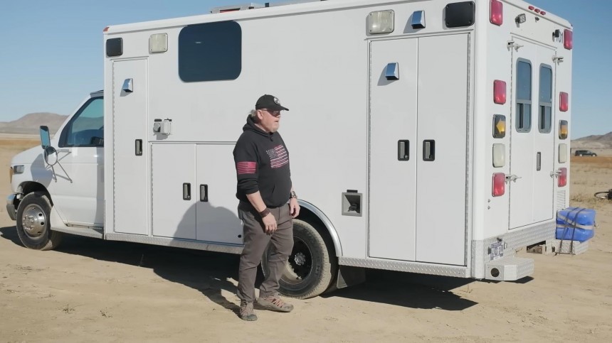 This Ambulance Was Creatively Converted Into an Affordable and Practical Tiny Home