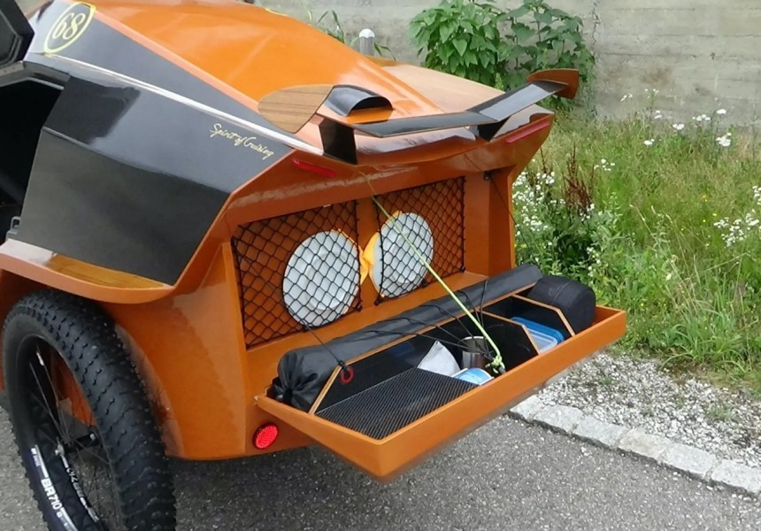 The Expedition Trailer is an e\-bike trailer with extra space, plenty of customization options