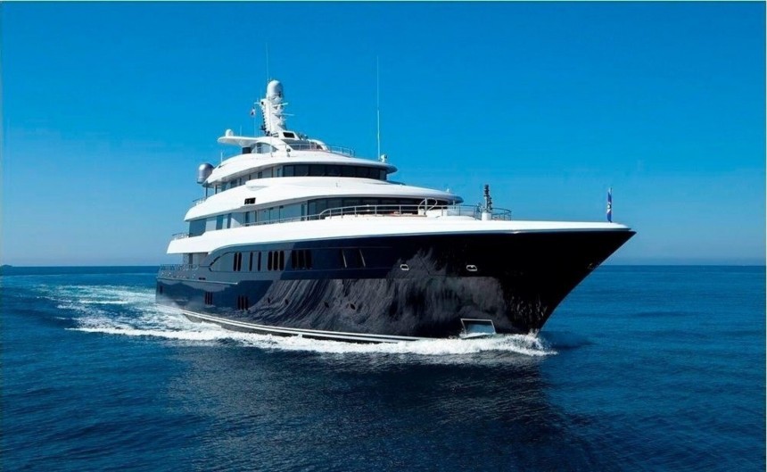 Arience \(Ex Excellence V\) Superyacht