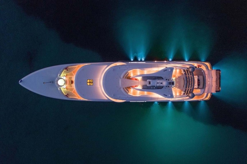 Arience \(Ex Excellence V\) Superyacht