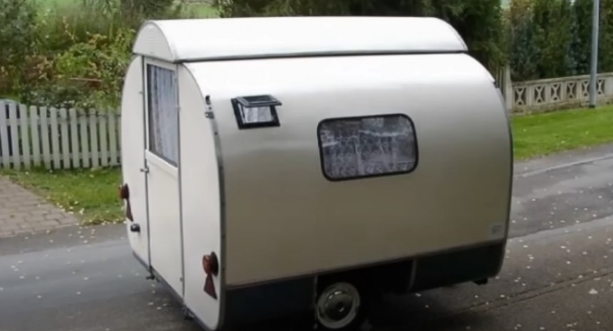The Knospe trailer offered slide\-out removable walls, maximum versatility