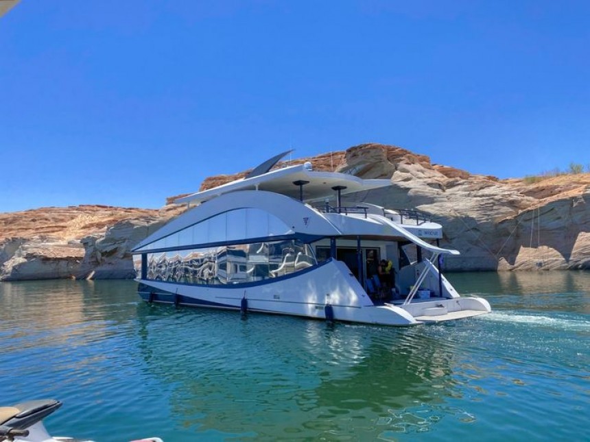 Invictus, the first Atlas V\-Series houseboat from Bravada Yachts, came with a \$2 million valuation