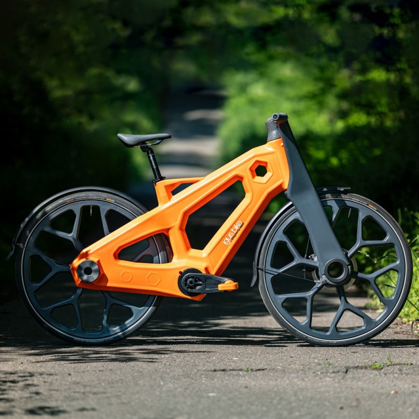 RCYL \(ex igus\:bike\) is 92% plastic, fully recyclable itself