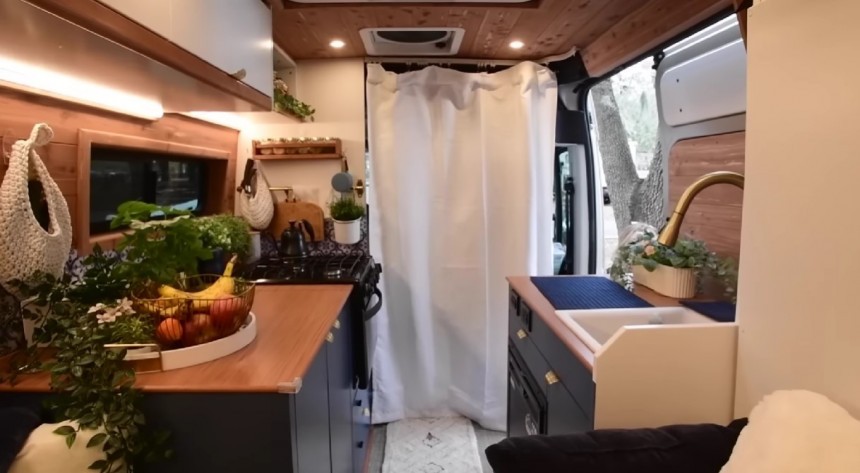 Spacious Van Conversion Mobile Home