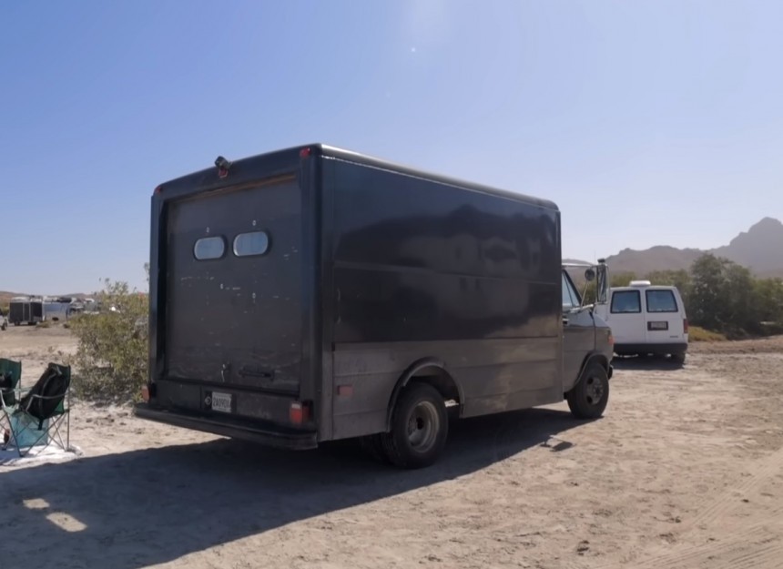 Box Truck Stealth Mobile Home Build
