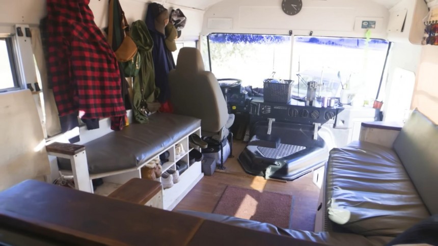 This School Bus Was Converted Into a Ultra Budget\-Friendly Family Home With a Huge Kitchen