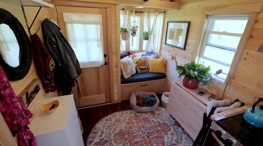 Tiny House with a loft bedroom, a functional kitchen, and an office
