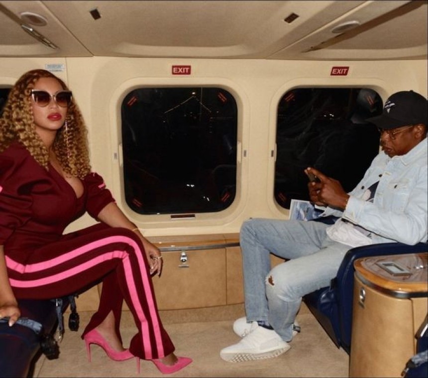Beyonce and Jay\-Z private jet