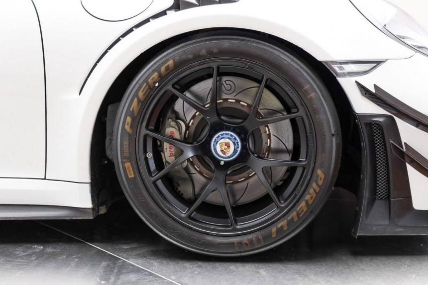 911_gt2_rs_clubsport_sloted rotors