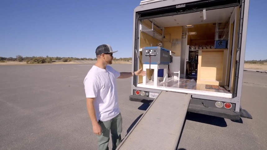 U\-Haul Box Truck Was Turned Into an Affordable and Ingenious Off\-Grid Home on Wheels