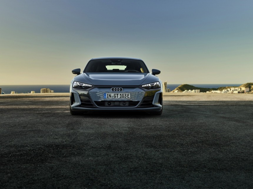 Audi e\-tron GT quattro
