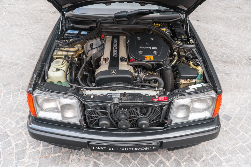 1992 Mercedes\-Benz E\-Class Coupe AMG