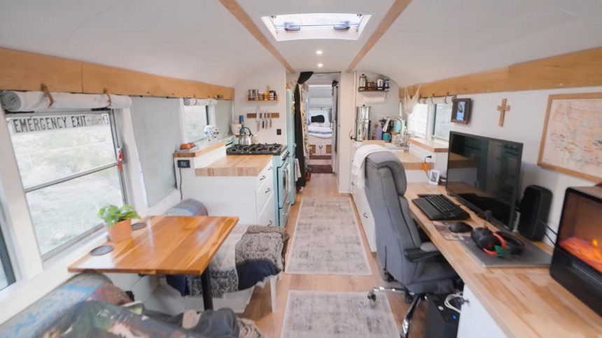 Veteran Family Retired in This Awesome, Ultra\-Functional Tiny Home on Wheels