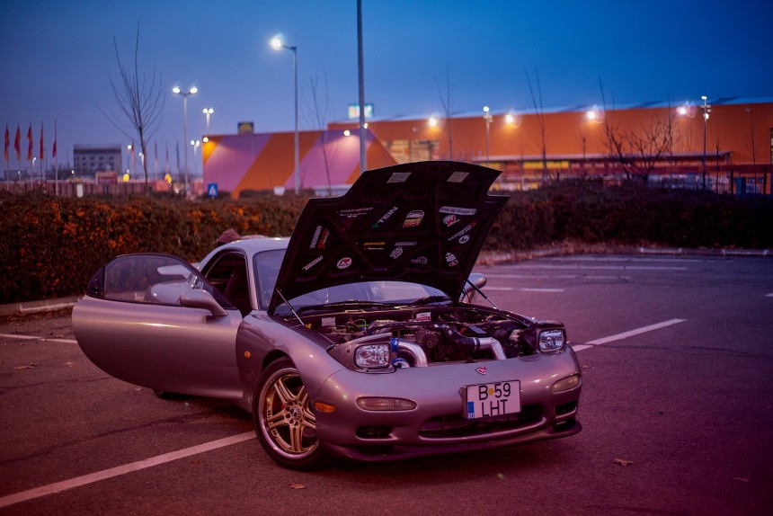 Videographer Buys Cheapest Camera Online, Shoots Awesome Video of a Mazda RX\-7