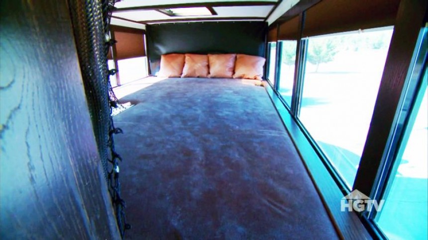 Vin Diesel's monster RV is called The Comfy Cabin, has 2 stories and a \$1\.1 million price tag