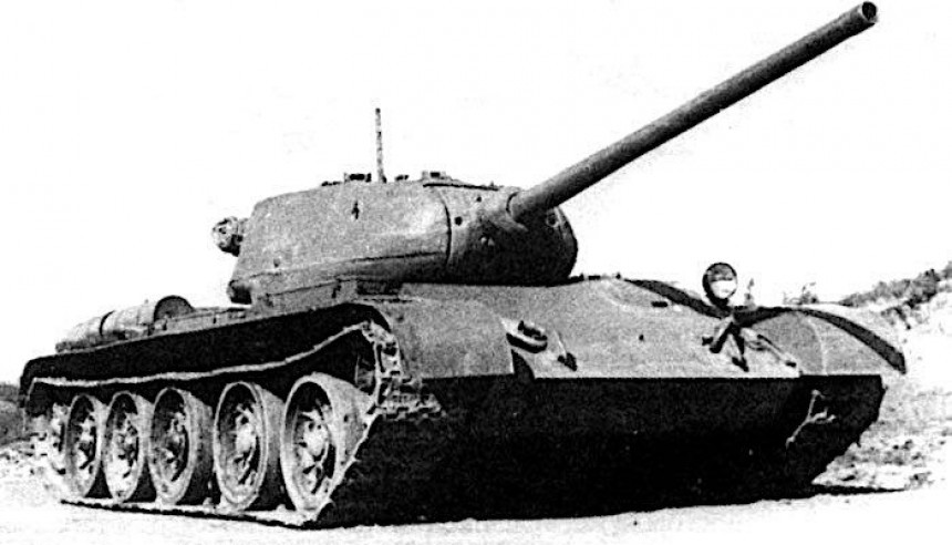 T\-44 tank