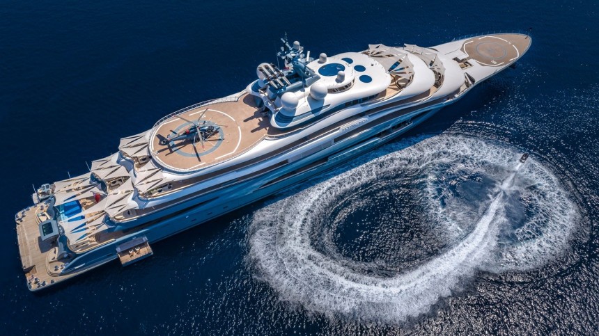 Privately\-owned The Flying Fox, the world's largest charter superyacht, is a true wonder