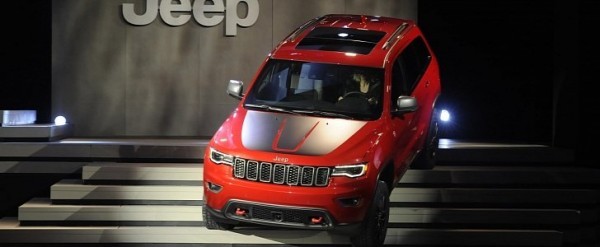 17 Jeep Grand Cherokee Trailhawk And Updated Summit Launch In New York Autoevolution