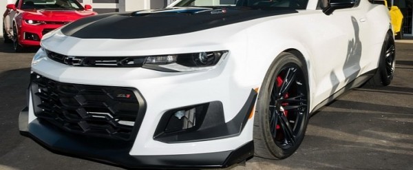 2018 Chevrolet Camaro Zl1 1le Priced From 69 995 Goes On Sale