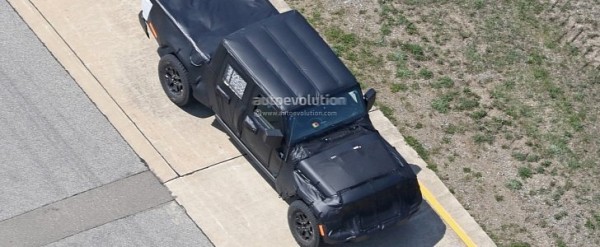 2019 Jeep Scrambler (JT) Pickup Truck Weight, Tow, And ...