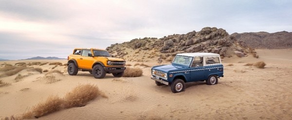 2021 Ford Bronco Price List And Trim Levels Two Door Base Spec