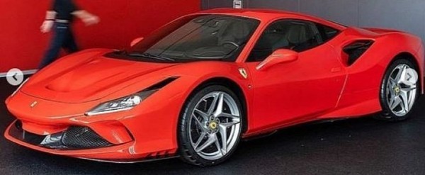 Ferrari F8 Tributo Looks Sleek In Real Life Photos