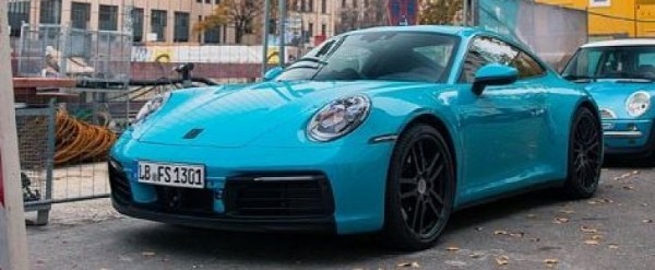 Miami Blue 2020 Porsche 911 Spotted in Germany, Shows Grown-Up Design - autoevolution