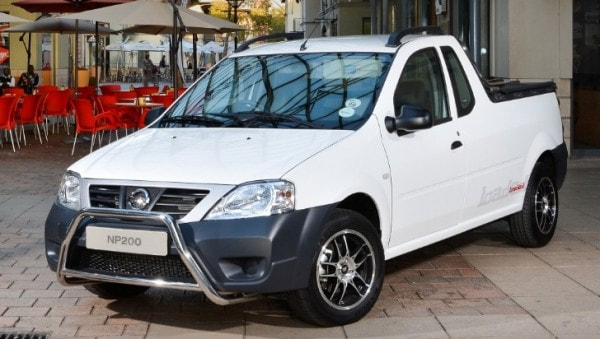 https://s1.cdn.autoevolution.com/images/news-pictures-600x/nissan-np200-is-a-dacia-logan-pick-up-in-south-africa-video-81677-7.jpg