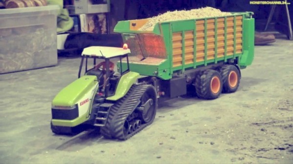 claas rc tractor