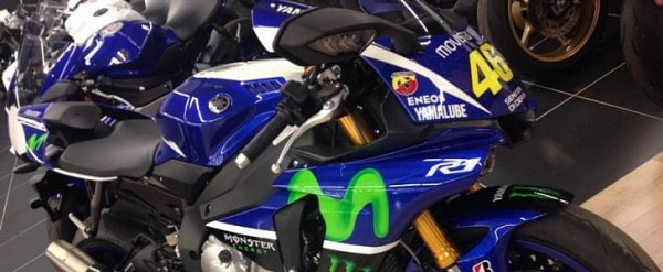 Yamaha R1 Looking Like Valentino Rossi S M1 Up For Grabs Autoevolution