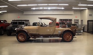 1-of-4 1919 Pierce-Arrow Model 51 Roadster Is a Hummer-Sized Sports Car