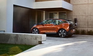 100,000 People Are Waiting for a BMW i3 Test Drive