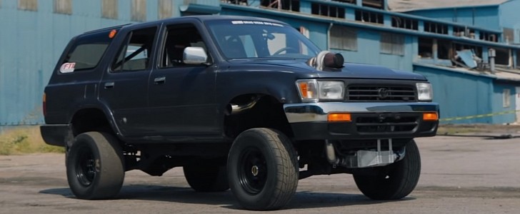 1,000 hp 2JZ-swapped Toyota 4Runner